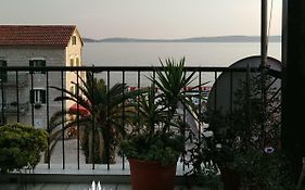 Apartments Nina Riva